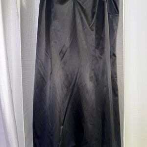 Black dress gown Milly. Silk